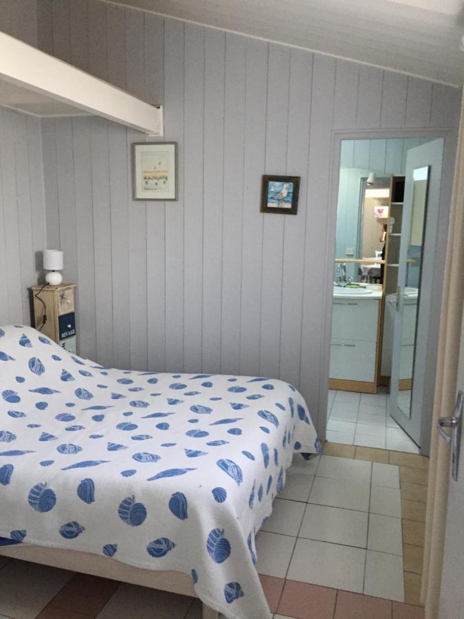 Petite Maison Dans Le Jardin อาร์-ซอง-เร ภายนอก รูปภาพ